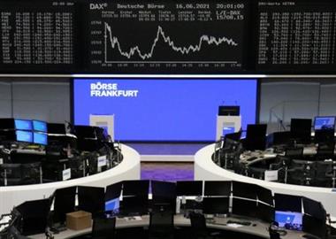 The German share price index DAX graph is pictured at the stock exchange in Frankfurt, Germany, June 16, 2021. REUTERS/Staff/File photo 