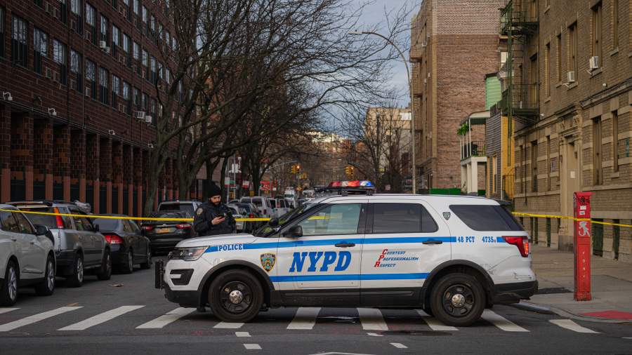 Неизвестный застрелил подростка в центре Нью-Йорка