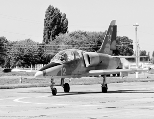 Ð›-39, ÐÐÐ³ÐÐ½Ð´ÐÑ€Ð½Ñ‹Ð¹ ÑƒÑ‡ÐÐÐ½Ð¾-ÐÐ¾ÐÐ²Ð¾Ð¹ ÑÐÐ¼Ð¾ÐÐÑ‚, Ð¿Ð¾-Ð¿Ñ€ÐÐÐ½ÐÐ¼Ñƒ ÑÐ²ÐÑÐÑ‚ÑÑ Ð¿ÐÑ€Ð²Ð¾Ð¹ Ð¼ÐÑˆÐ¸Ð½Ð¾Ð¹ Ð´ÐÑ Ð²ÑÐÑ… Ñ€Ð¾ÑÑÐ¸Ð¹ÑÐºÐ¸Ñ… Ð²Ð¾ÐÐ½Ð½Ñ‹Ñ… ÐÐÑ‚Ñ‡Ð¸ÐºÐ¾Ð²