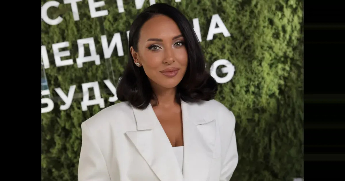 Алсу, Ирина Горбачёва, Виктория Дайнеко посетили форум "Эстетическая медицина будущего"