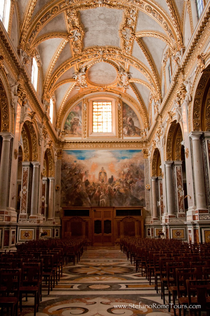 Аббатство Монтекассино: древняя обитель с грустной историей Аббатство Монтекассино: древняя обитель с грустной историей Аббатство Монтекассино