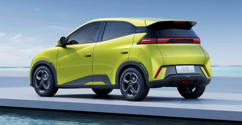 BYD опубликовал официальные фотографии электромобиля Seagull стоимостью 11 600 долларов США. Запуск состоится 18 апреля. , возможно с натрий-ионным аккумулятором