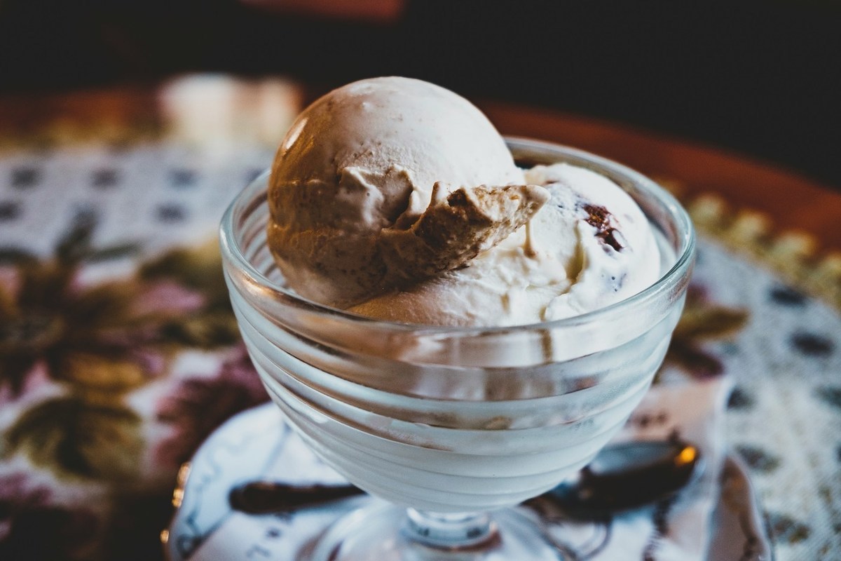 Эндокринолог рассказала, чем грозит частое поедание мороженого