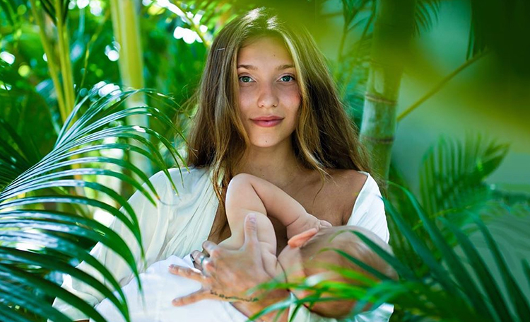 "Я считаю тот разговор исчерпанным": Регина Тодоренко о травле, насилии в детстве и 2 миллионах на благотворительность