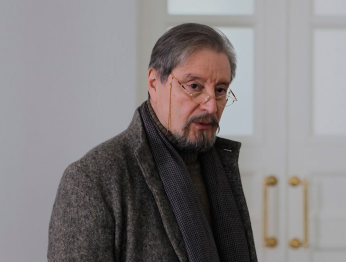 Путь Вениамина Смехова от скромного студента до успешного актера и счастливого мужа Путь Вениамина Смехова от скромного студента до успешного актера и счастливого мужа Звезды