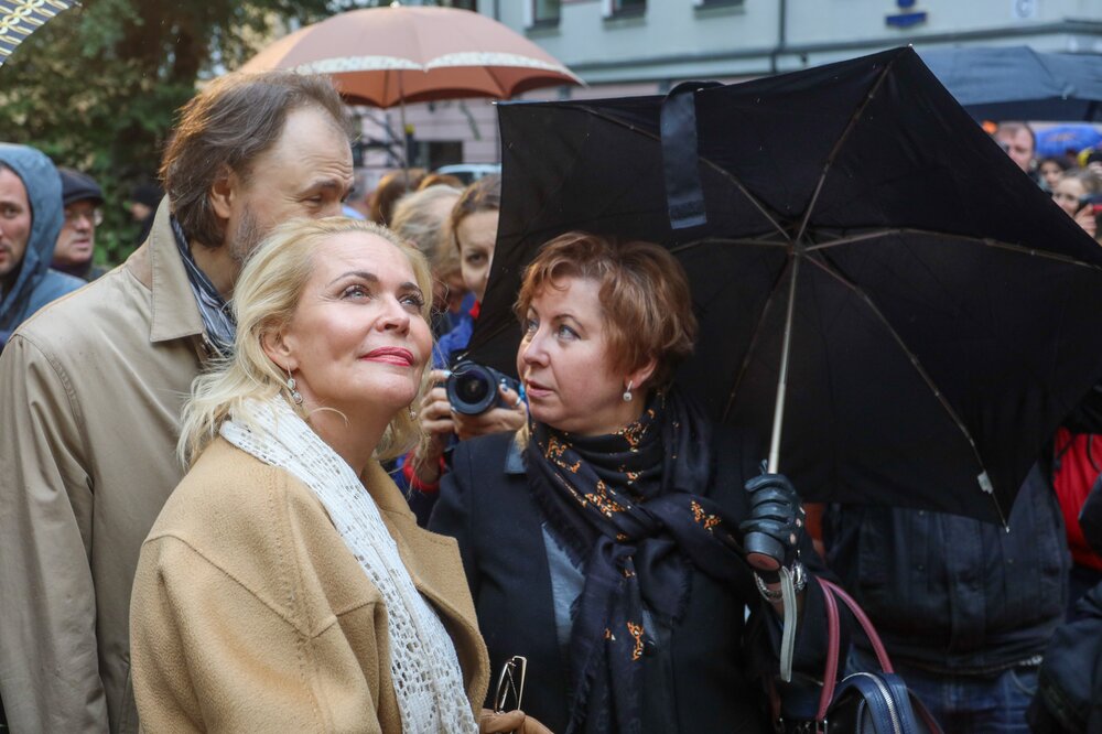 СТЫДНО ЗА РОССИЮ? ДО СВИДАНИЯ: АКТРИСА АЛЁНА ЯКОВЛЕВА И ЕЁ РУССКИЙ УЛЬТИМАТУМ украина