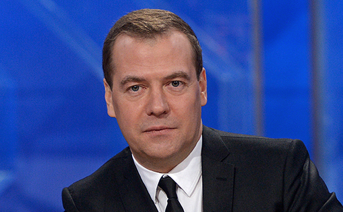 Медведев: никаких поставок продовольствия в ущерб своему рынку Россия вести не должна
