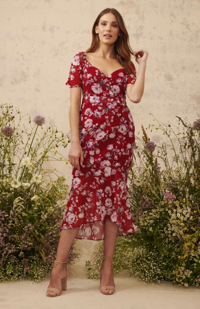 Самые цветочные платья из весенней коллекции Hope & Ivy 2020 цветочными, вышивками, самых, удивительными, фирменных, фасонов, украшенных, уникальными, рисунками, вдохновляют, которые, прекрасные, современных, женщин, более, женственными, платья, Sleightholm, создают, красивых