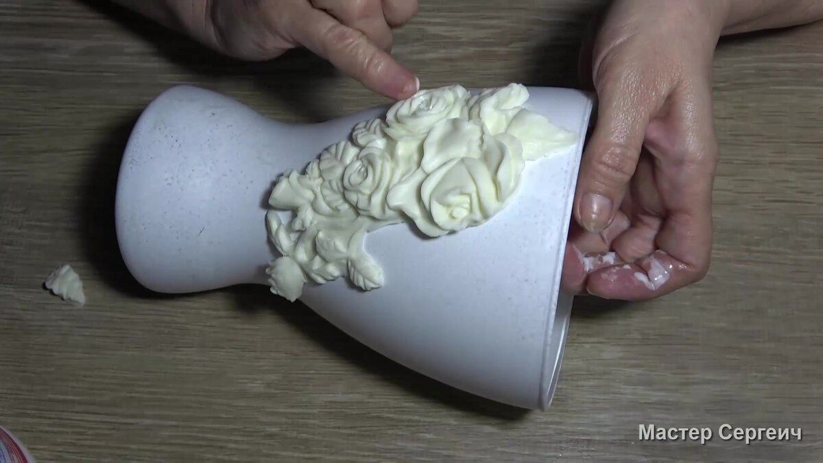 The glued vase diamond makys. Что делать если фаянс засох.