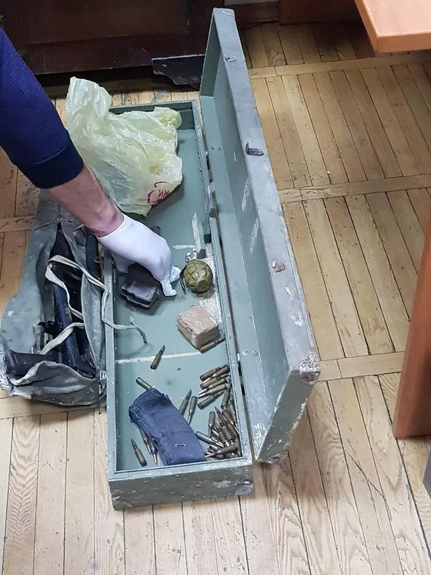 Оружие, изъятое у членов банды Ключевские