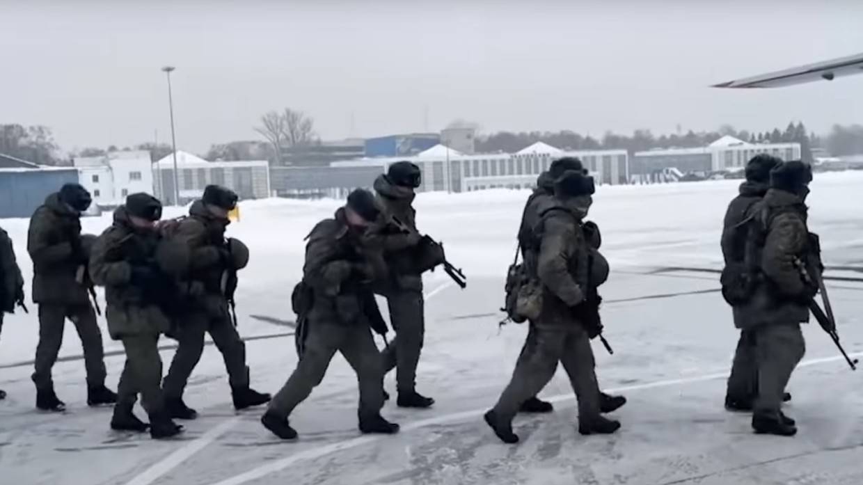 Минобороны РФ: 40 самолетов с миротворцами ОДКБ прибыли из Казахстана в Россию за сутки