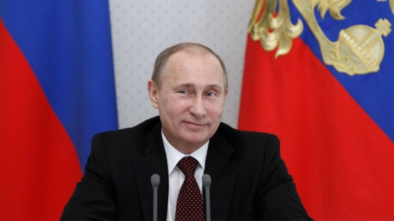 «Это просто издевательство!» — на Украине в ярости от визита Путина во Францию