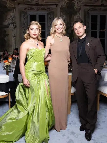 Флоренс Пью подтвердила отношения с актёром Финном Коулом после, вместе, 30летняя, появилась, подозревали, пальцеВ, безымянном, кольцом, мероприятий, одном, произошло, актриса, Полом, пожениться, планируют, влюблённые, слухи, появились, также, романе