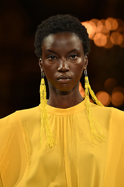 Неделя моды в Париже: Наталья Водянова, Тина Кунаки, Опра Уинфри на показе Stella McCartney осень-зима 20190/2020 Неделя моды в Париже: Наталья Водянова, Тина Кунаки, Опра Уинфри на показе Stella McCartney осень-зима 20190/2020 thereshegrows