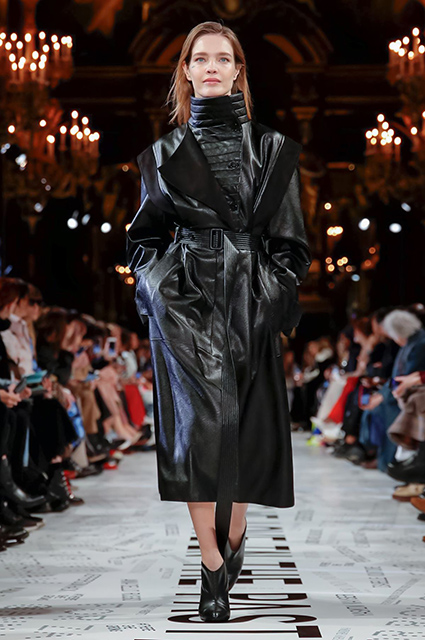 Неделя моды в Париже: Наталья Водянова, Тина Кунаки, Опра Уинфри на показе Stella McCartney осень-зима 20190/2020 Неделя моды в Париже: Наталья Водянова, Тина Кунаки, Опра Уинфри на показе Stella McCartney осень-зима 20190/2020 thereshegrows