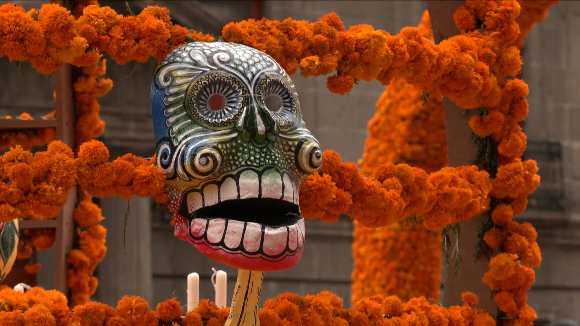В День всех святых в Мексике установили инсталляцию жертвам COVID-19