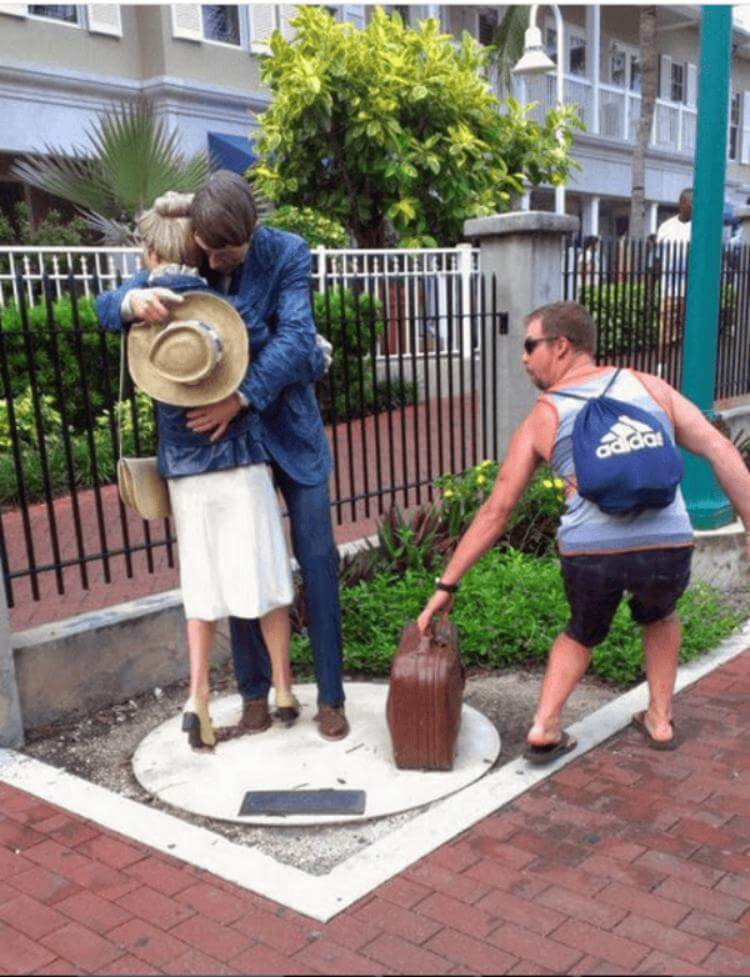 Как фотографии с памятниками, сделать незабываемыми: 28 примеров 