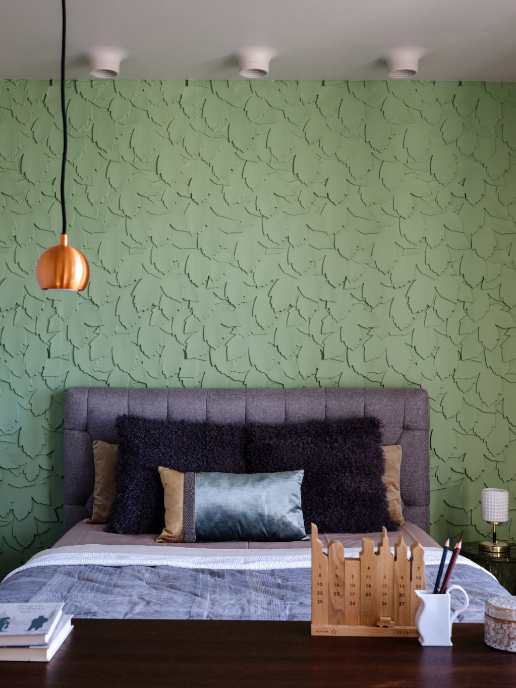 Тяжелыйслучай: дизайнеры показывают варианты планировки “неудобной” спальни Тяжелыйслучай: дизайнеры показывают варианты планировки “неудобной” спальни идеи для дома,интерьер и дизайн