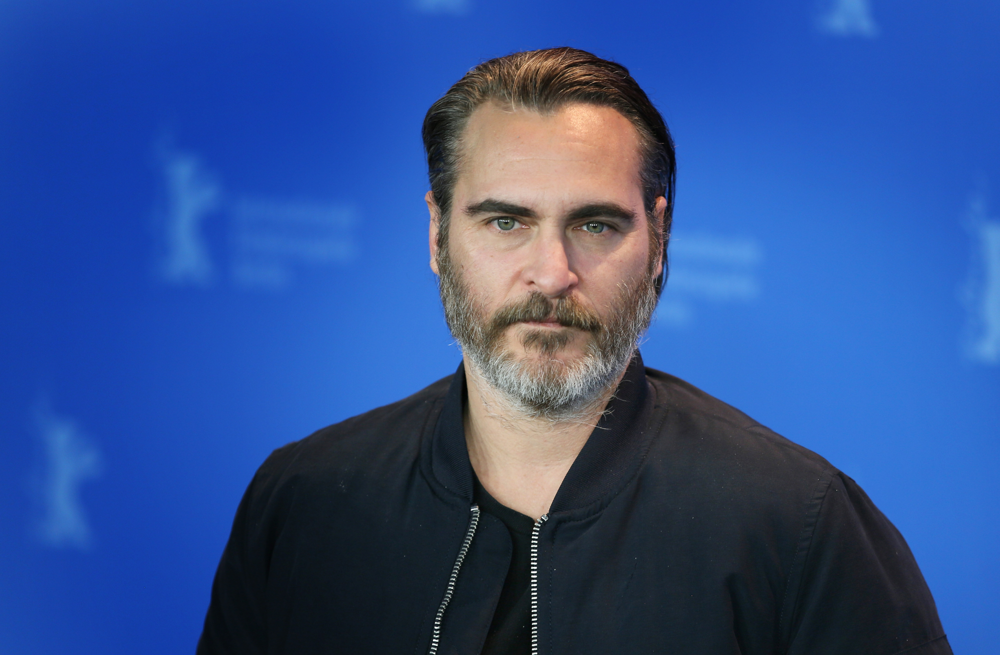 Феникс актер. Joaquin Phoenix. Хоакин Феникс Гладиатор. Хоакин Феникс 2021. Хоакин Феникс WWE.