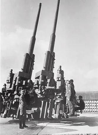 Послевоенная служба зенитных орудий калибра 88–128-мм, изготовленных в нацистской Германии Воронежская обл,[563094],г,Воронеж [561543],г,Евпатория [1435682],г,Москва [1405113],город Воронеж г,о,[95241116],Евпатория г,о,[95252037],оружие,респ,Крым [1434425]