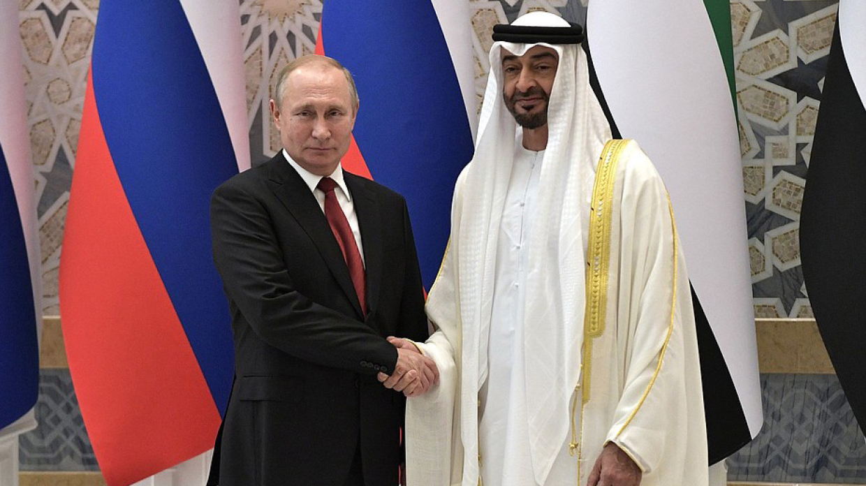 Путин обсудил сотрудничество по вакцине «Спутник V» с принцем Абу-Даби