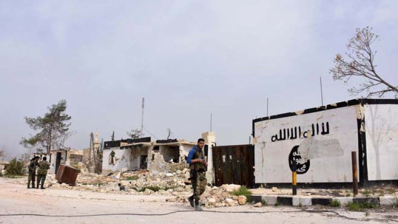 Сирия: войска Асада готовят операцию по снятию осады с Дейр-эз-Зора