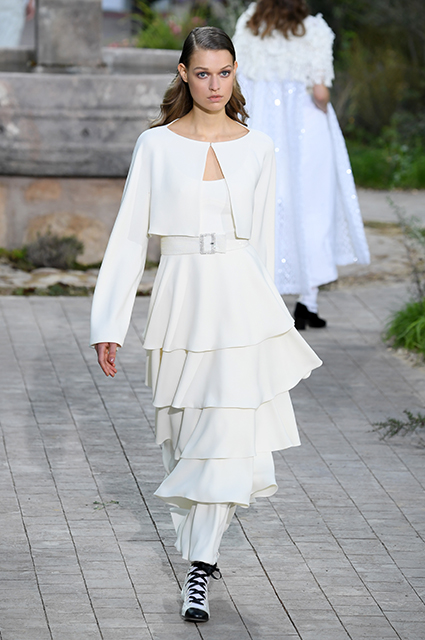 Неделя высокой моды в Париже: Кайя Гербер, Джиджи Хадид и Саша Лусс на показе Chanel Неделя высокой моды в Париже: Кайя Гербер, Джиджи Хадид и Саша Лусс на показе Chanel Новости моды