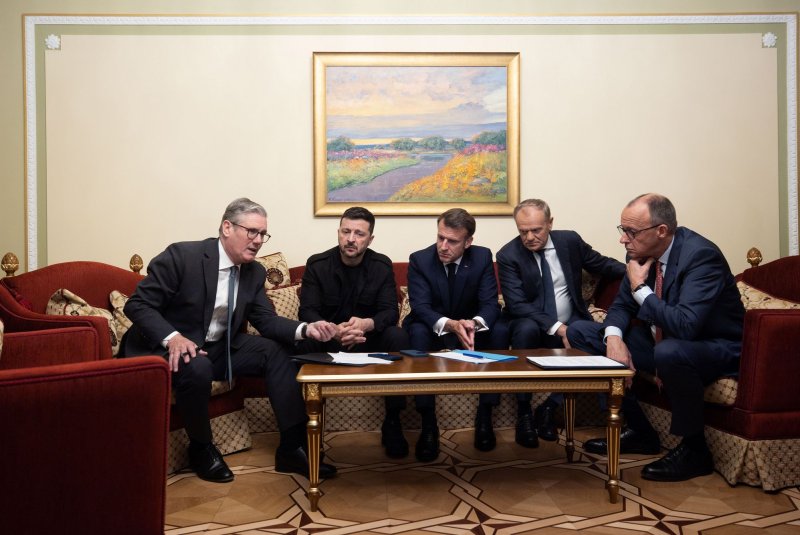 Переговоры по украинскому кризису вернулись к месту и дате, когда они были прерваны, но...
