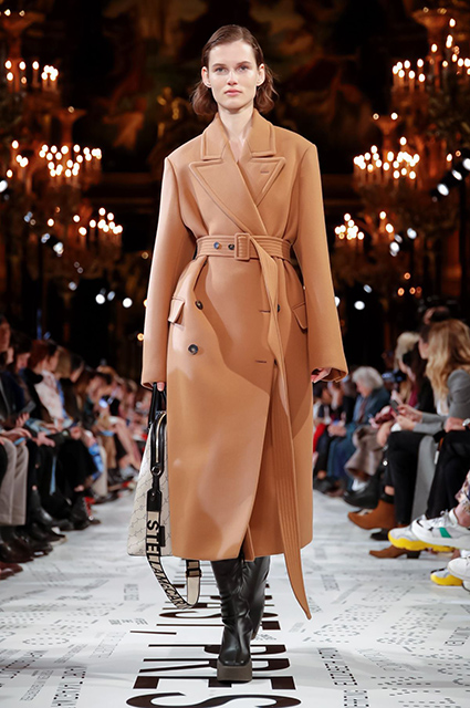 Неделя моды в Париже: Наталья Водянова, Тина Кунаки, Опра Уинфри на показе Stella McCartney осень-зима 20190/2020 Неделя моды в Париже: Наталья Водянова, Тина Кунаки, Опра Уинфри на показе Stella McCartney осень-зима 20190/2020 thereshegrows