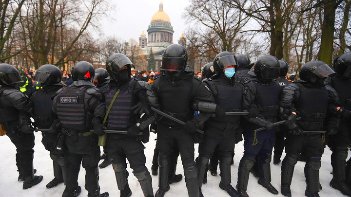 "Люди есть, пусть они и работают": Настоящая жизнь "жертвы режима" Юдиной