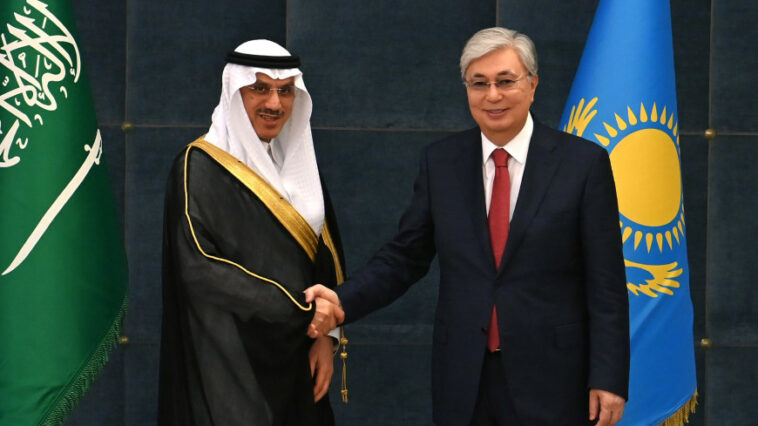 Казахстан и Саудовская Аравия подписали ряд документов в рамках визита Токаева в королевство