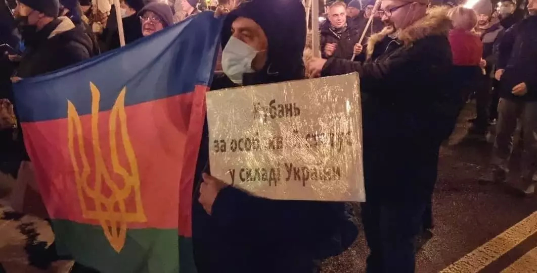 Сегодняшнее факельное шествие в Киеве в честь дня рождения главаря ОУН Степана Бандеры, в...