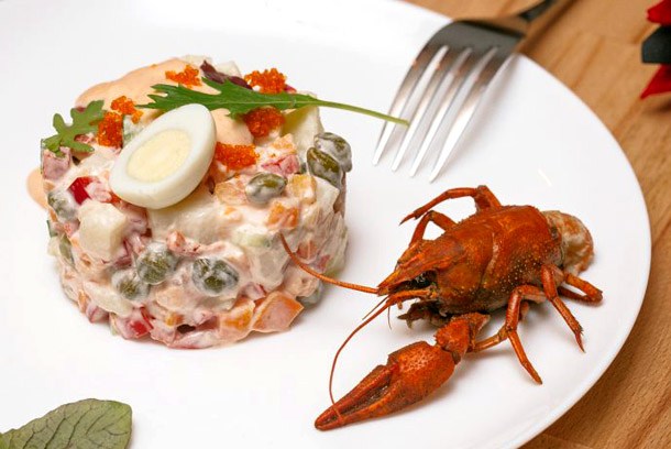 Рецепт оливье с раками на Новый год 2018