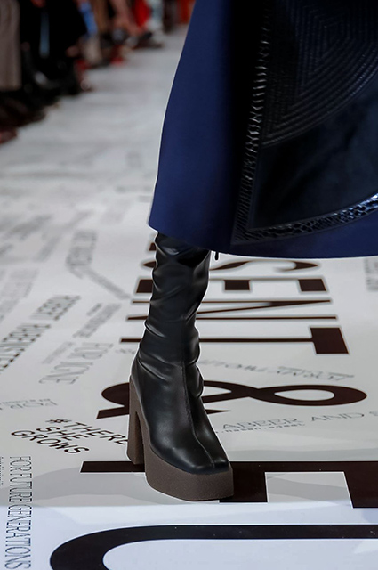 Неделя моды в Париже: Наталья Водянова, Тина Кунаки, Опра Уинфри на показе Stella McCartney осень-зима 20190/2020 Неделя моды в Париже: Наталья Водянова, Тина Кунаки, Опра Уинфри на показе Stella McCartney осень-зима 20190/2020 thereshegrows