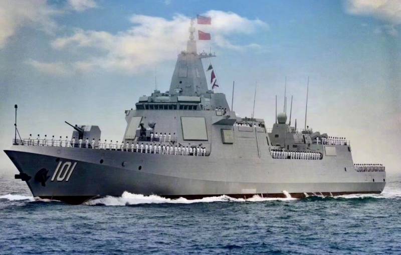 Новый законодатель моды: то ли крейсер, то ли эсминец проекта 055