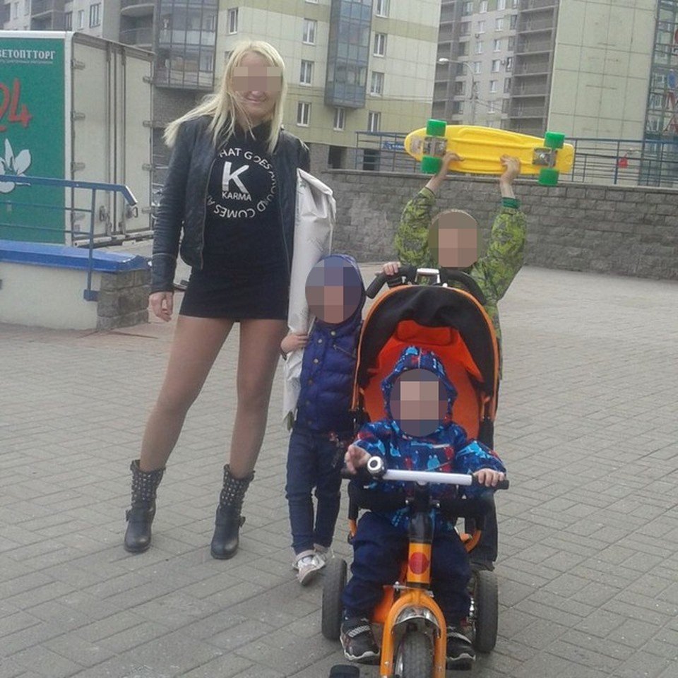    Ксения и ее дети (от Сергея). Фото: личная страница в соцсетях