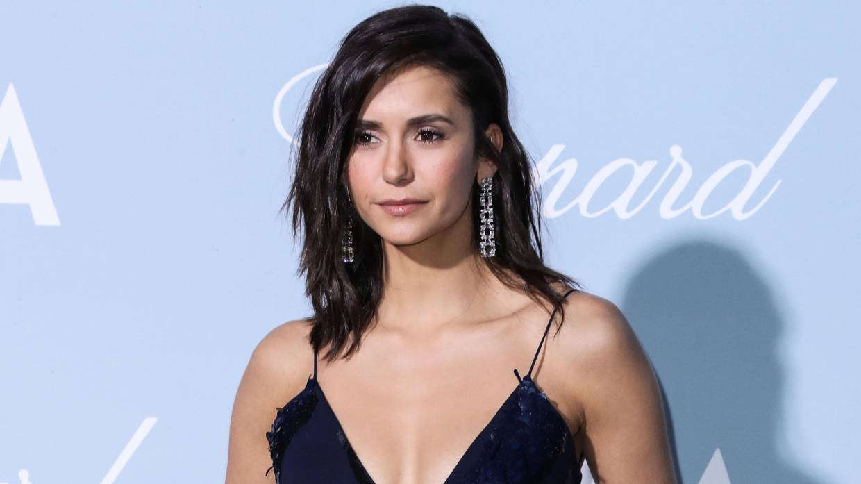 Актриса из телесериала «Дневники вампира» готовит сюрприз