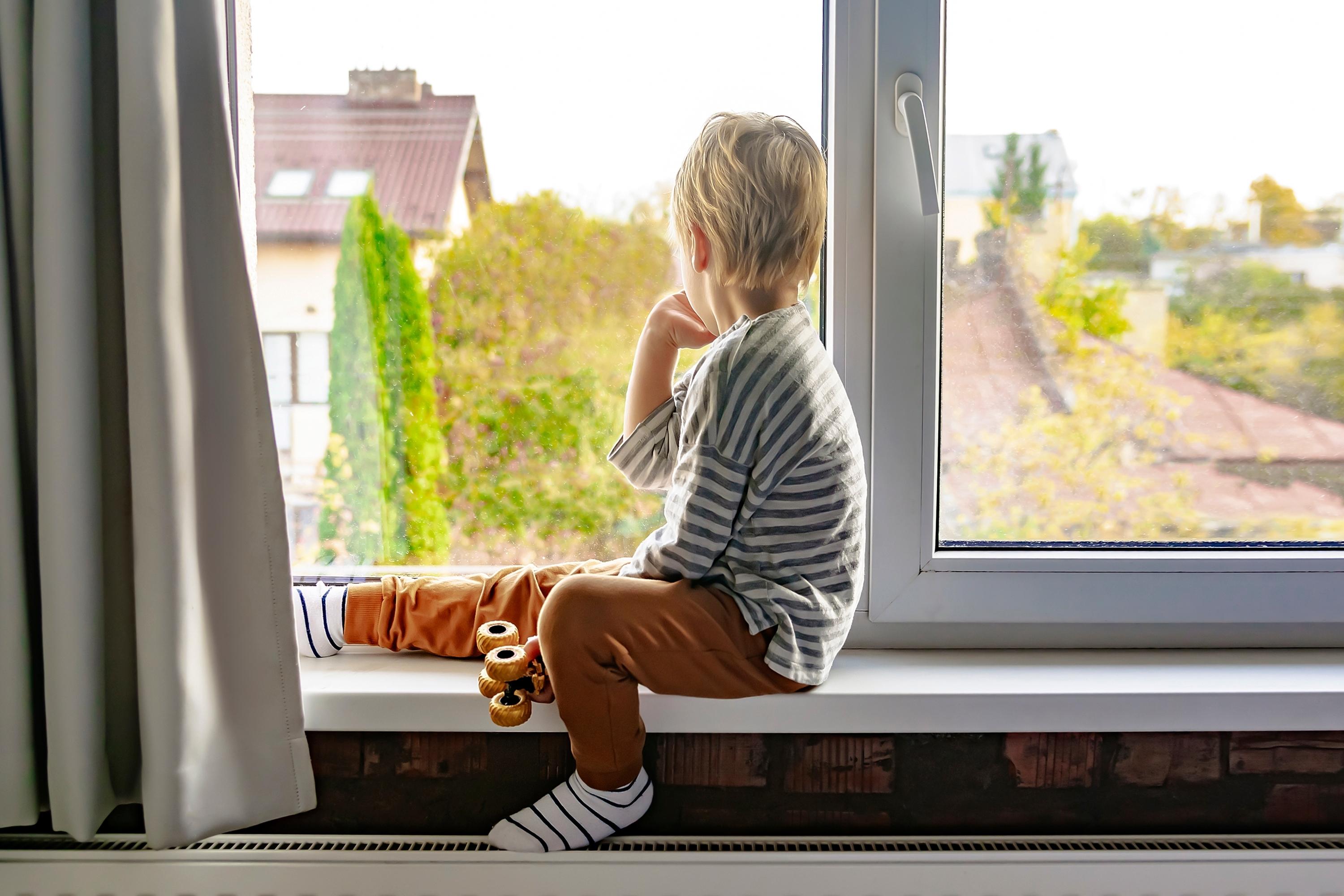 Как выделить доли детям в квартире, и как потом продать или сдать эту квартиру ребенка, жилье, опеки, долей, средств, необходимо, привлечением, маткапитала, детей, Однако, выделение, выделить, договор, дарения, детям, квартиры, органов, права, разрешение, сделки