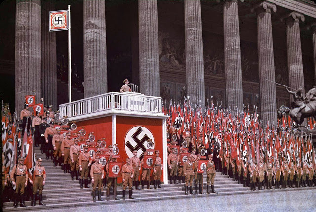 20 впечатляющих фотографий Нацистской Германии от личного фотографа Гитлера