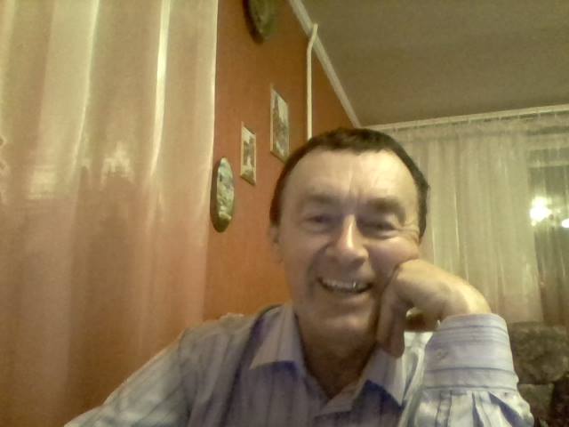 Внук офицера НКВД: «Я публикую дневники деда, чтобы предостеречь людей от ностальгии по сталинским временам» Внук офицера НКВД: «Я публикую дневники деда, чтобы предостеречь людей от ностальгии по сталинским временам» история