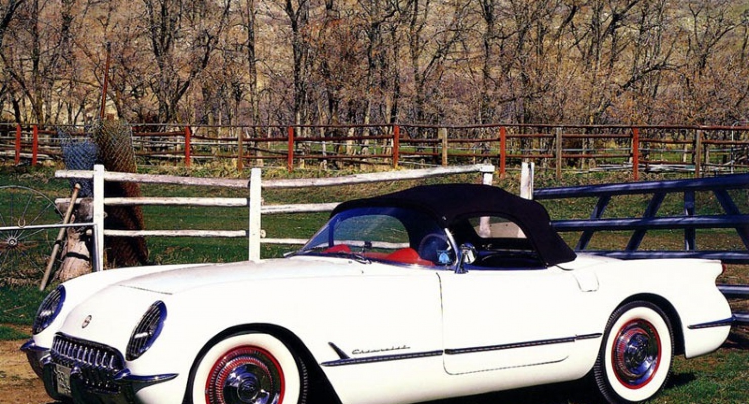 В Сети показали потрясающий Corvette Restomod 1958 года на шасси C7 с двигателем LT1 V8