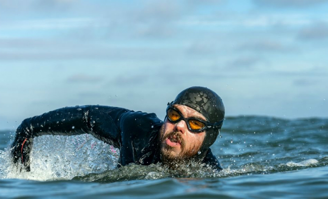 157 дней в воде: спортсмен вплавь обогнул Великобританию и не выходил на сушу 2879 километров 157 дней в воде: спортсмен вплавь обогнул Великобританию и не выходил на сушу 2879 километров Культура