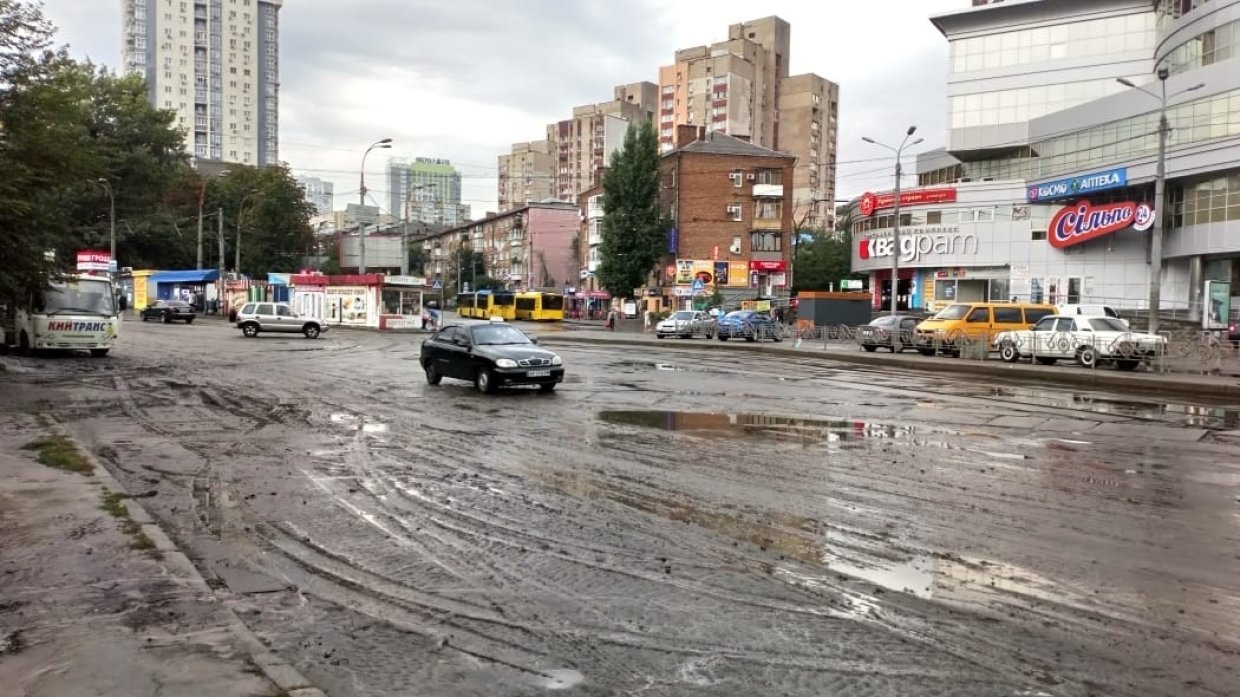 Киев — город вечного потопа:  ФАН публикует видео из тонущей украинской столицы