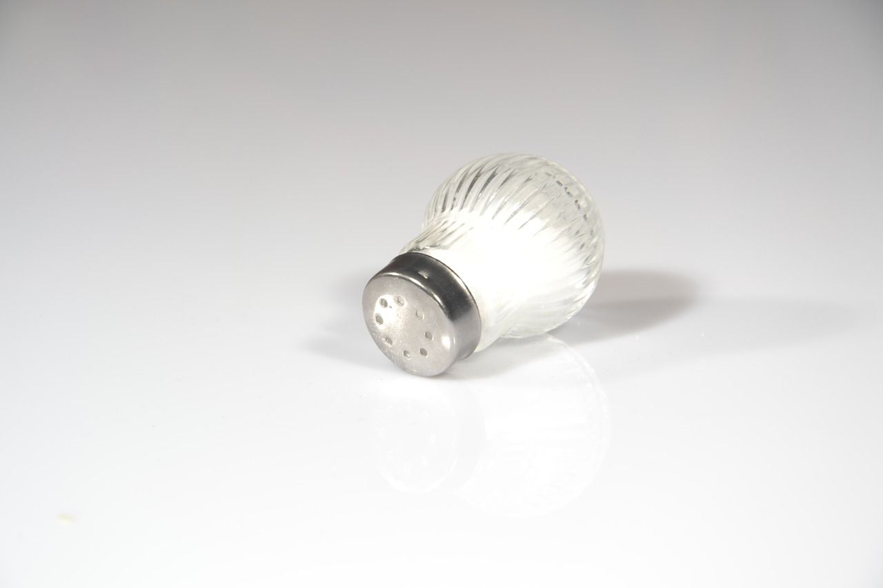 European Heart Journal предупредил о смертельной опасности досаливания еды