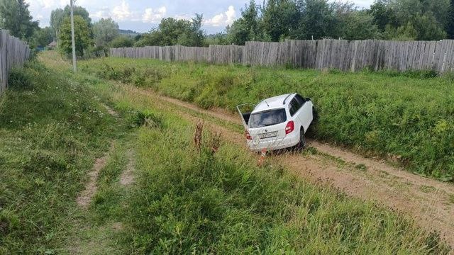 В Марий Эл 3-летний ребенок сам завёл машину отца и случайно сбил мать