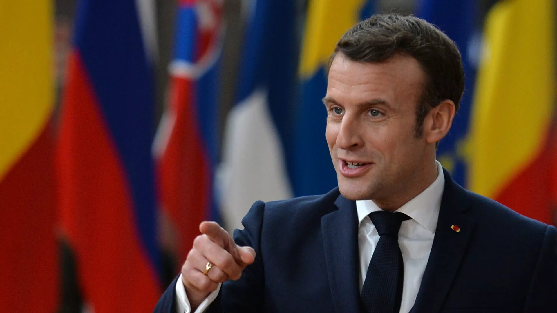 Президент Франции Эммануэль Макрон на саммите ЕС в Брюсселе - РИА Новости, 1920, 23.06.2021