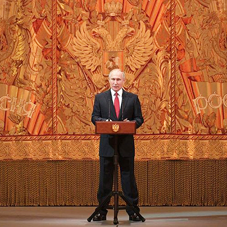 Щелкунчик и мышиный король: Владимир Путин сводил друзей на балет Щелкунчик и мышиный король: Владимир Путин сводил друзей на балет новости