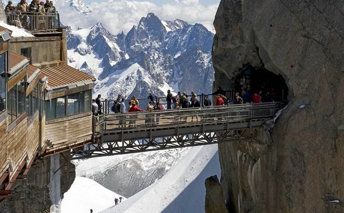 Мост Aiguille du Midi