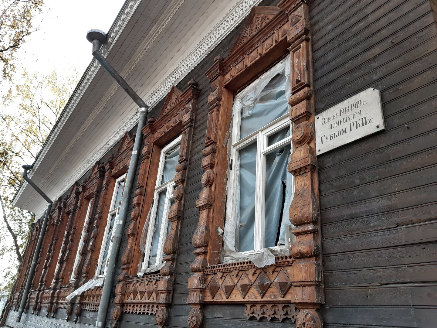 Три выходных дня на Вологодчине - окунуться в историю, побродить по деревням, побывать в чреве подводной лодки.