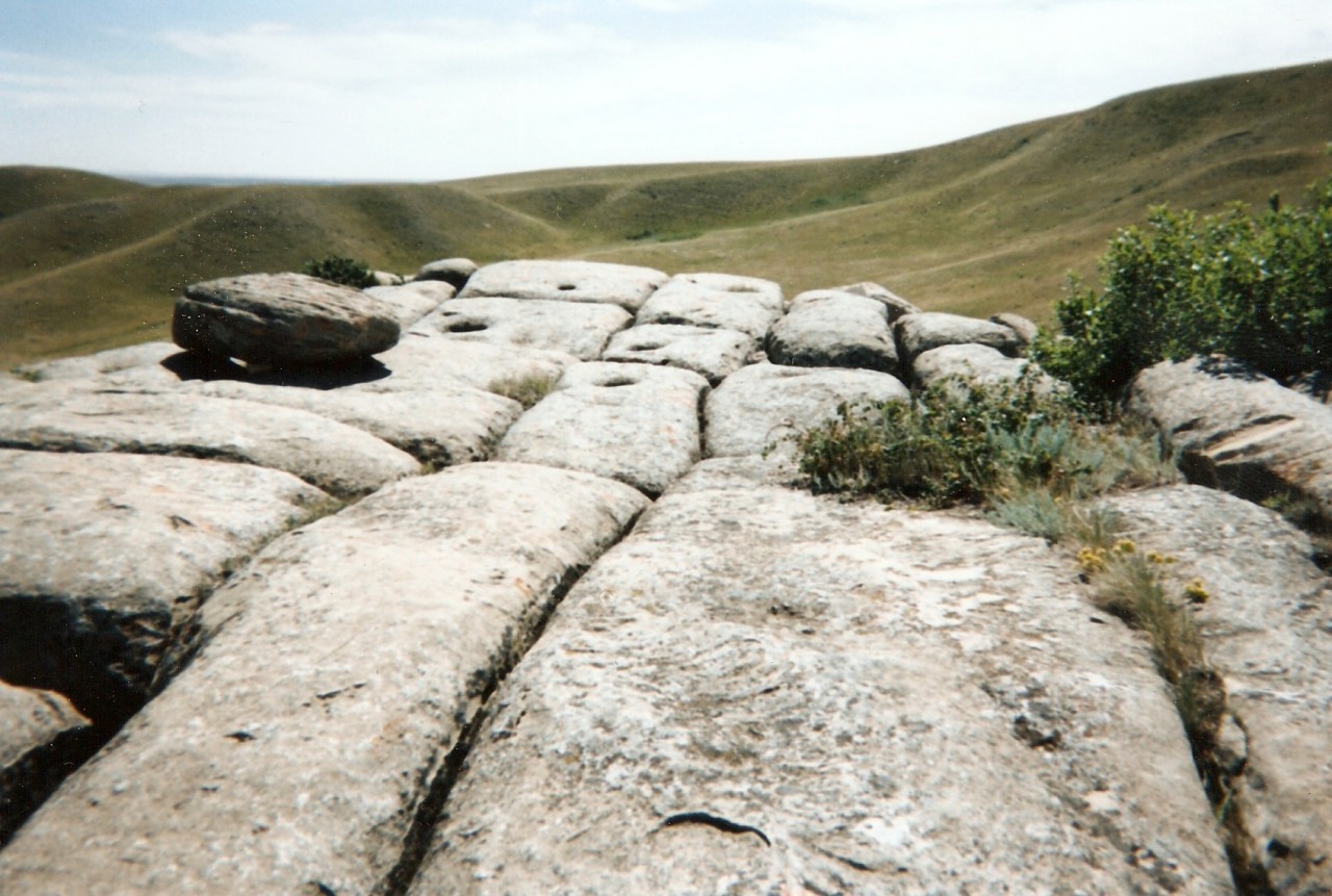 Тайна древних  мегалитов  горы Саскатчеван. Канада Дальние дали